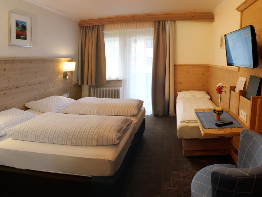 Hotel Garni Entstrasser Кицбюел Екстериор снимка