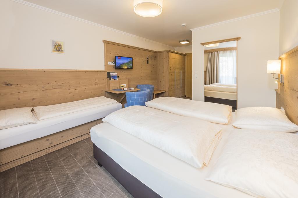 Hotel Garni Entstrasser Кицбюел Екстериор снимка