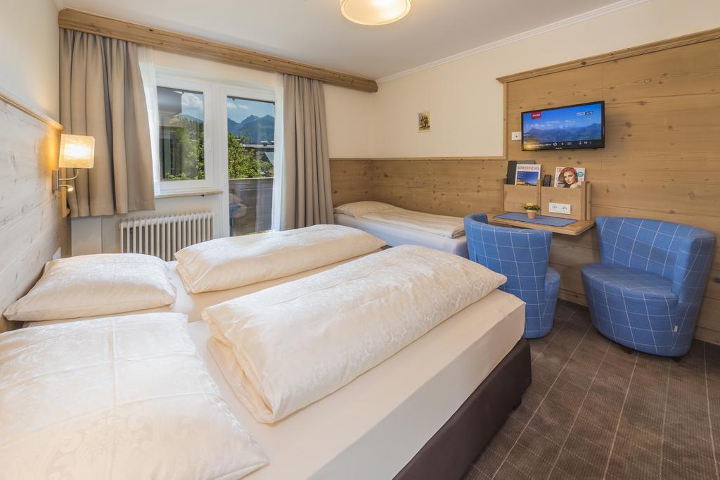 Hotel Garni Entstrasser Кицбюел Екстериор снимка