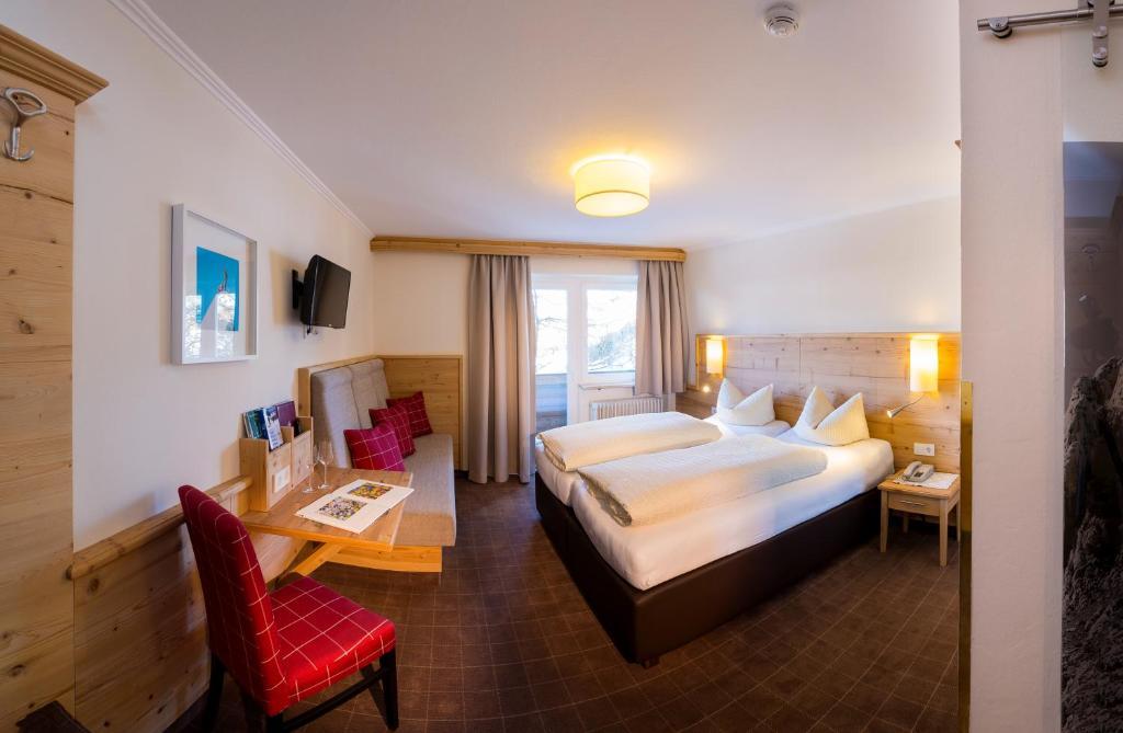Hotel Garni Entstrasser Кицбюел Екстериор снимка