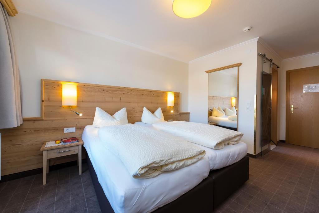 Hotel Garni Entstrasser Кицбюел Стая снимка